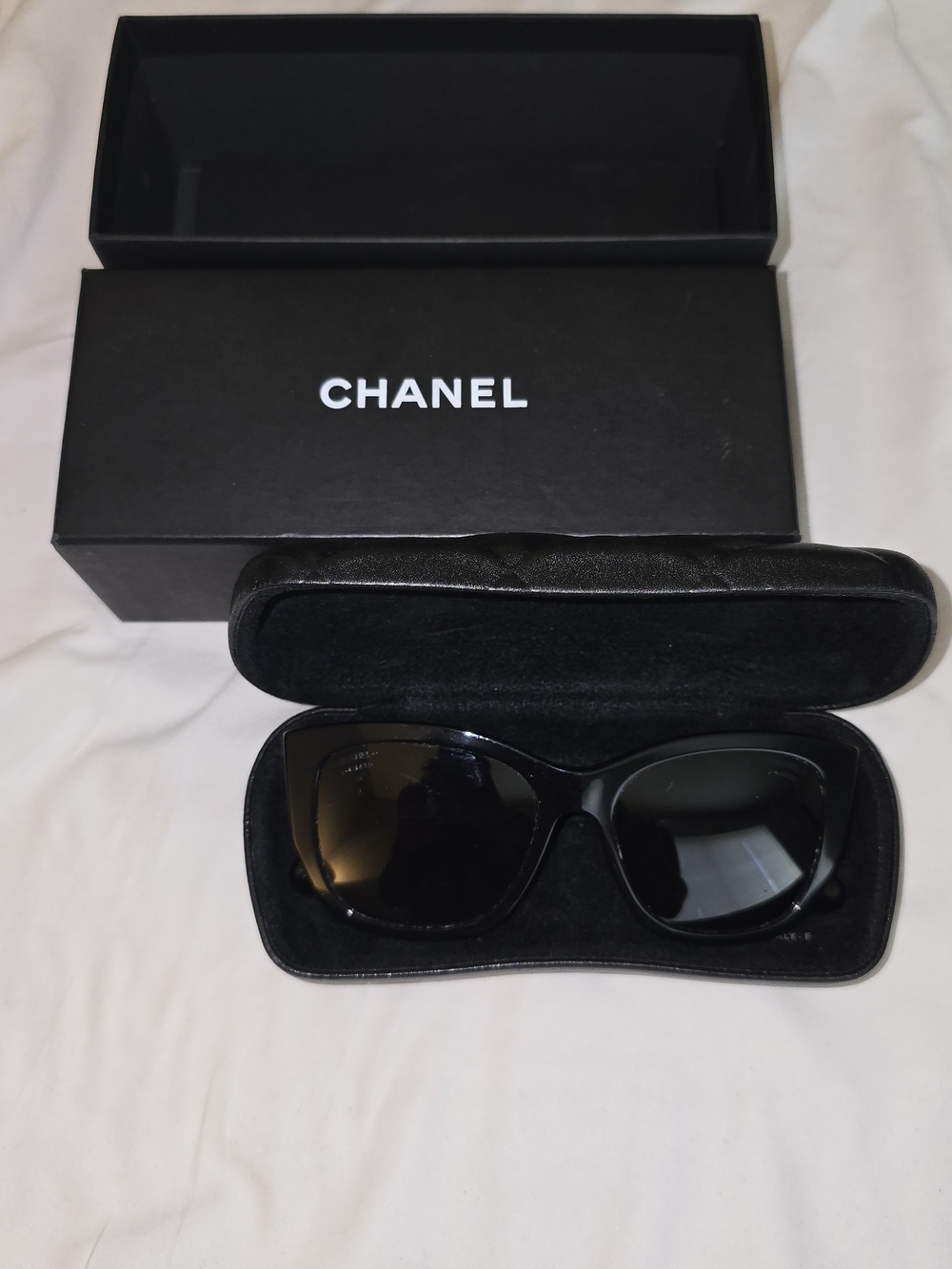 CHANEL Black Oversized Cat-Eye Sunglasses